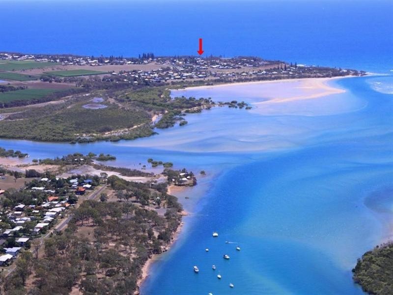 34 The Esplanade, Elliott Heads QLD 4670