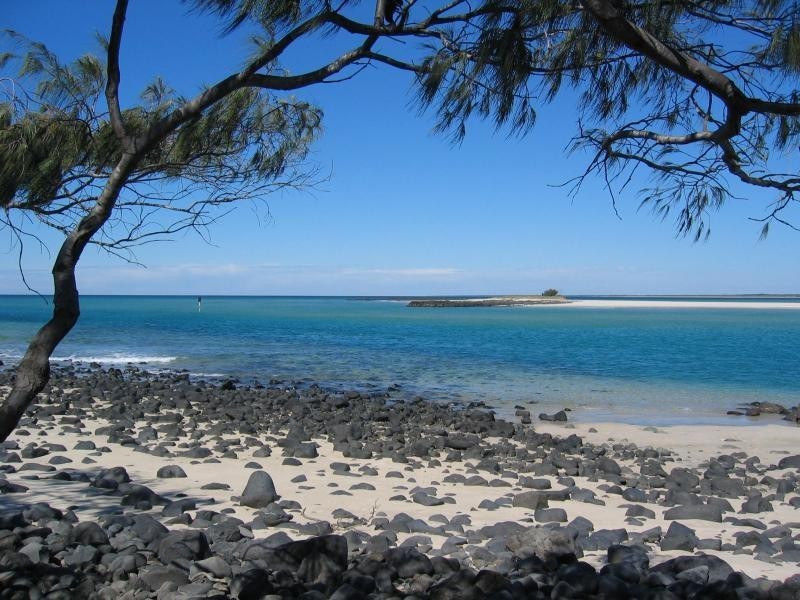 34 The Esplanade, Elliott Heads QLD 4670