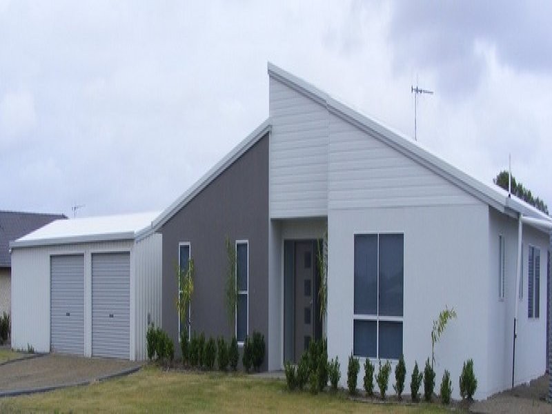 14 Rokeby Court, Branyan QLD 4670