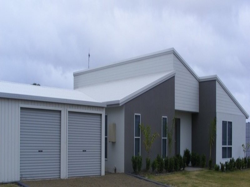 14 Rokeby Court, Branyan QLD 4670