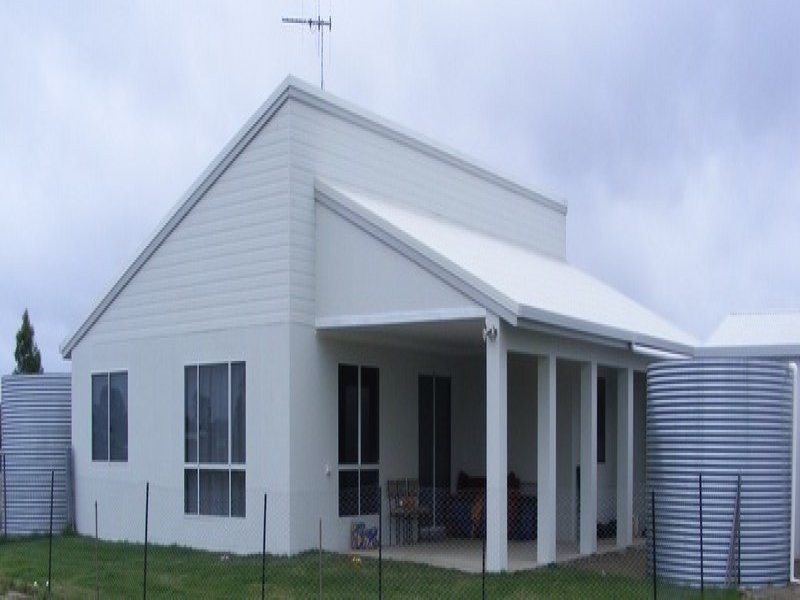 14 Rokeby Court, Branyan QLD 4670