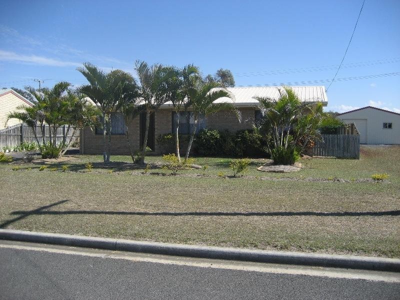 53 Blue Water Drive, Elliott Heads QLD 4670