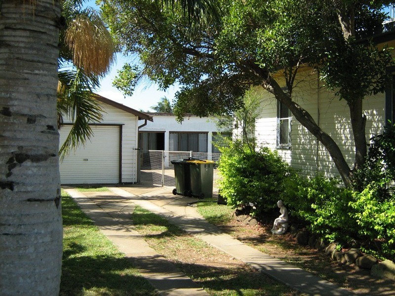 71 Dunn Road, Avenell Heights QLD 4670