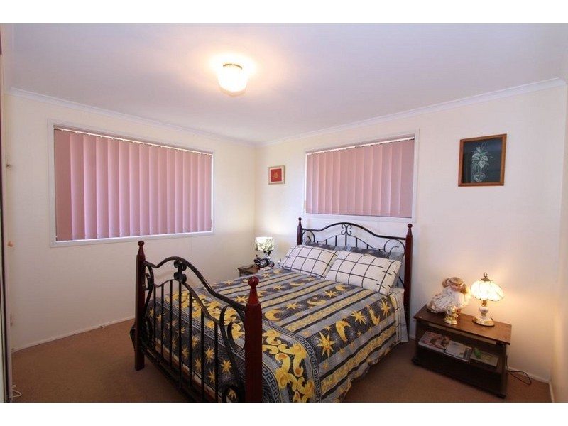 44 Linden Crescent, Qunaba QLD 4670