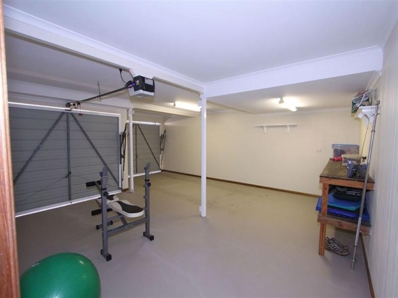 113 Barolin Esplanade, Coral Cove QLD 4670