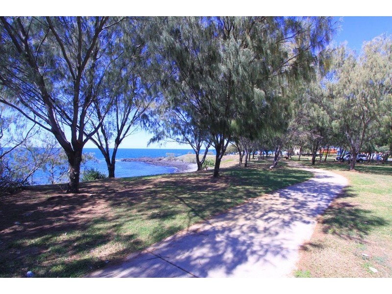 113 Barolin Esplanade, Coral Cove QLD 4670