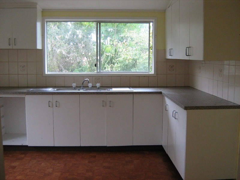 146 Sondergelds Road, Mcilwraith QLD 4671