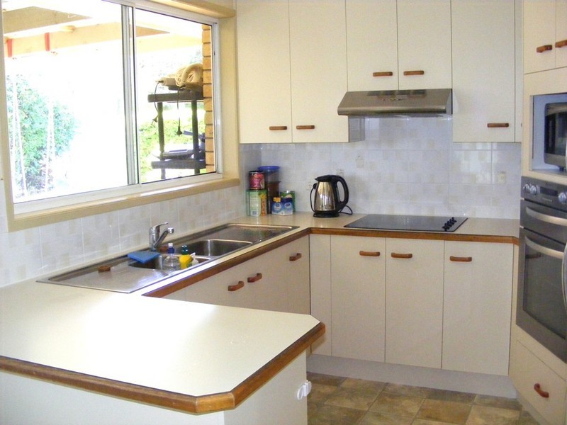 3 Schleger Street, Burnett Heads QLD 4670