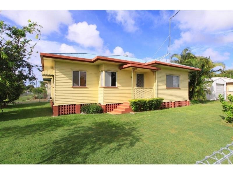 8 Barber Street, Bundaberg North QLD 4670