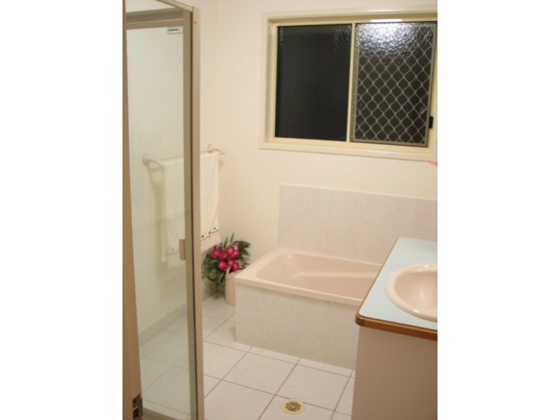 29 Pettigrew Drive, Kalkie QLD 4670