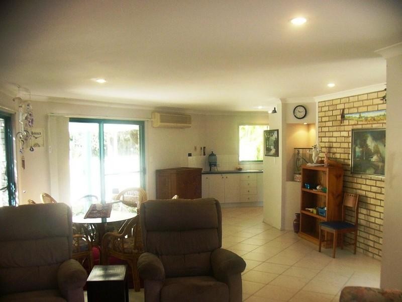 2 Orchid Drive, Moore Park Beach QLD 4670