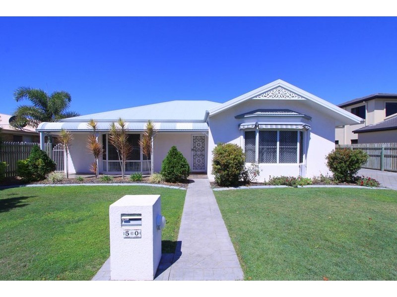 50 Brady Street, Avenell Heights QLD 4670