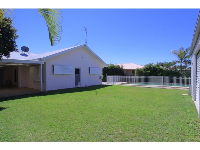 50 Brady Street, Avenell Heights QLD 4670