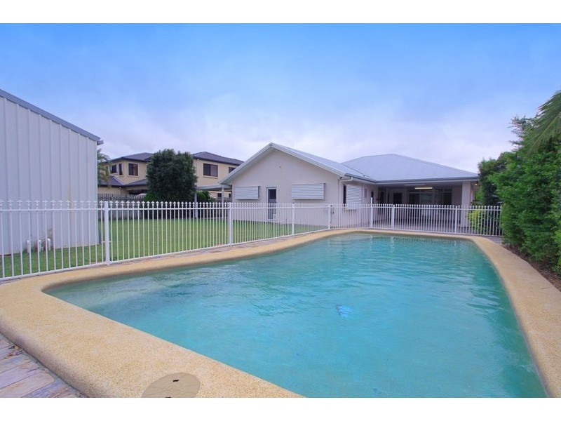 50 Brady Street, Avenell Heights QLD 4670