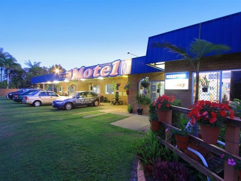 27 Club Avenue, Moore Park Beach QLD 4670