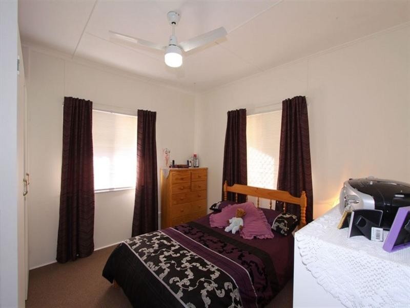 39 Dunn Road, Avenell Heights QLD 4670