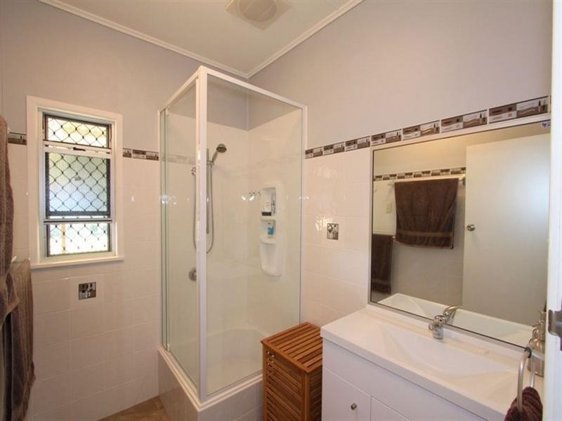 39 Dunn Road, Avenell Heights QLD 4670