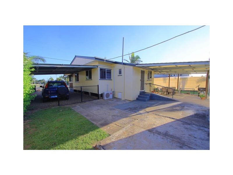 39 Dunn Road, Avenell Heights QLD 4670