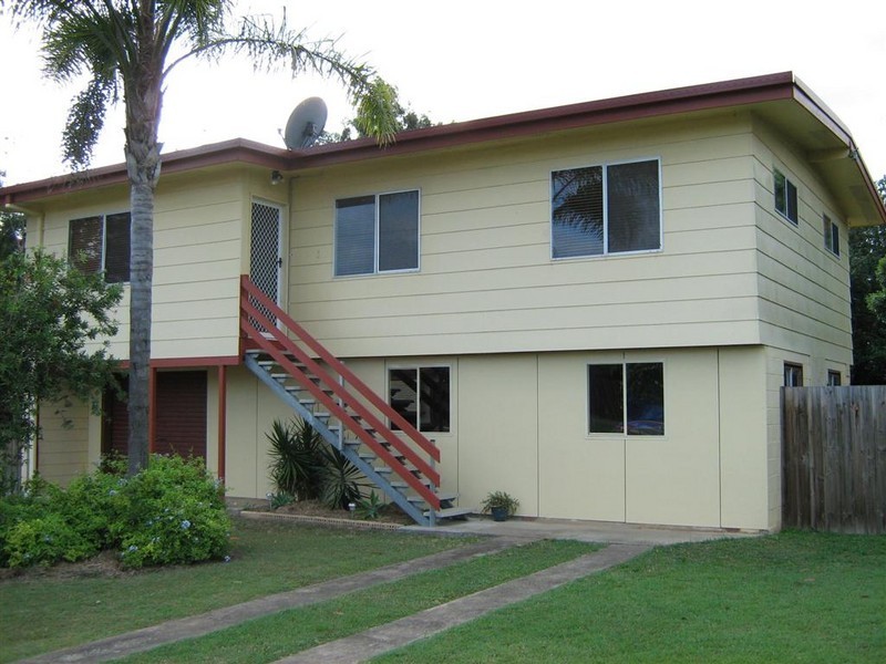 2 Grace Street, Avoca QLD 4670