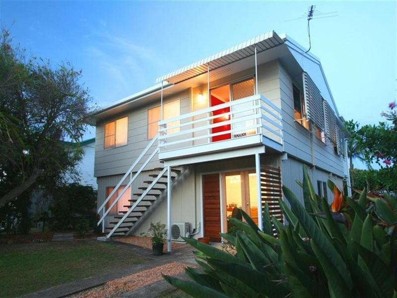 56 Welch Street, Elliott Heads QLD 4670