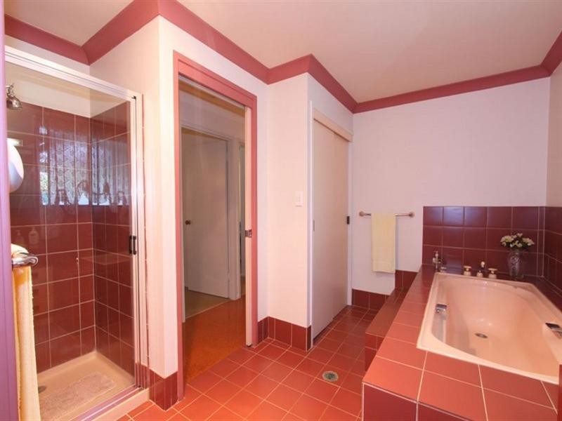 18 Barellan Parade, Qunaba QLD 4670