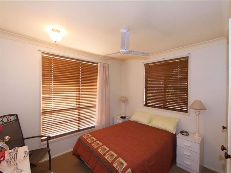 18 Barellan Parade, Qunaba QLD 4670