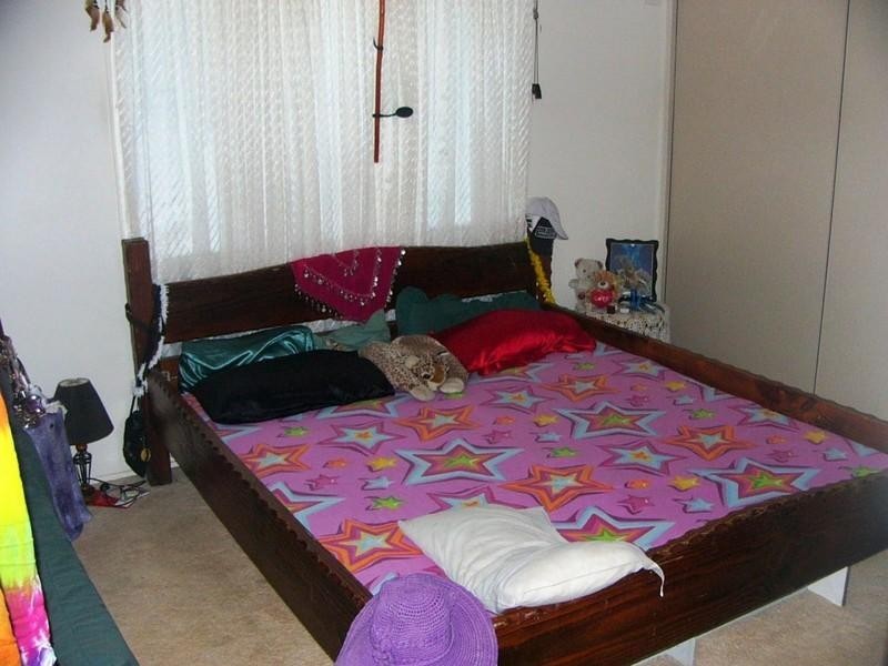 1 Club Avenue, Moore Park Beach QLD 4670