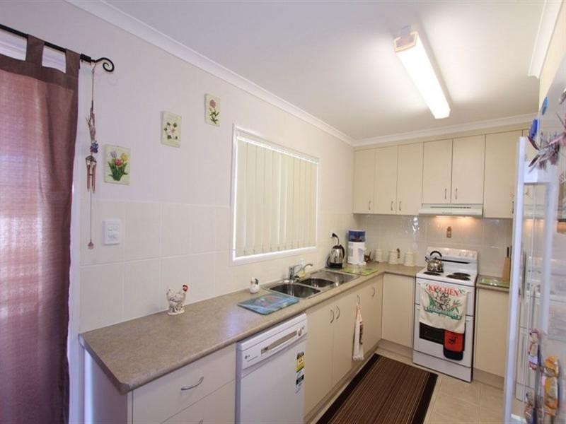 70 Jefferis Street, Bundaberg North QLD 4670