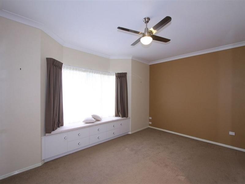 50 Brady Street, Avenell Heights QLD 4670