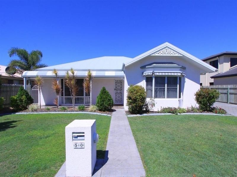 50 Brady Street, Avenell Heights QLD 4670