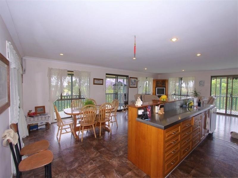 858 Gooburrum Road, Welcome Creek QLD 4670