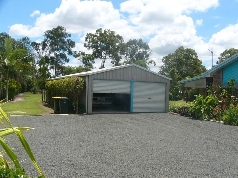 2 Park Estate Drive, Branyan QLD 4670