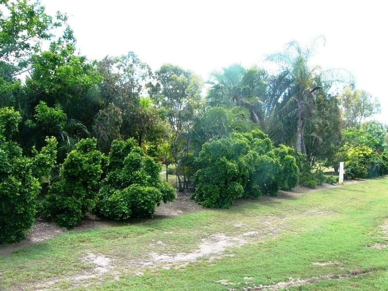 2 Park Estate Drive, Branyan QLD 4670