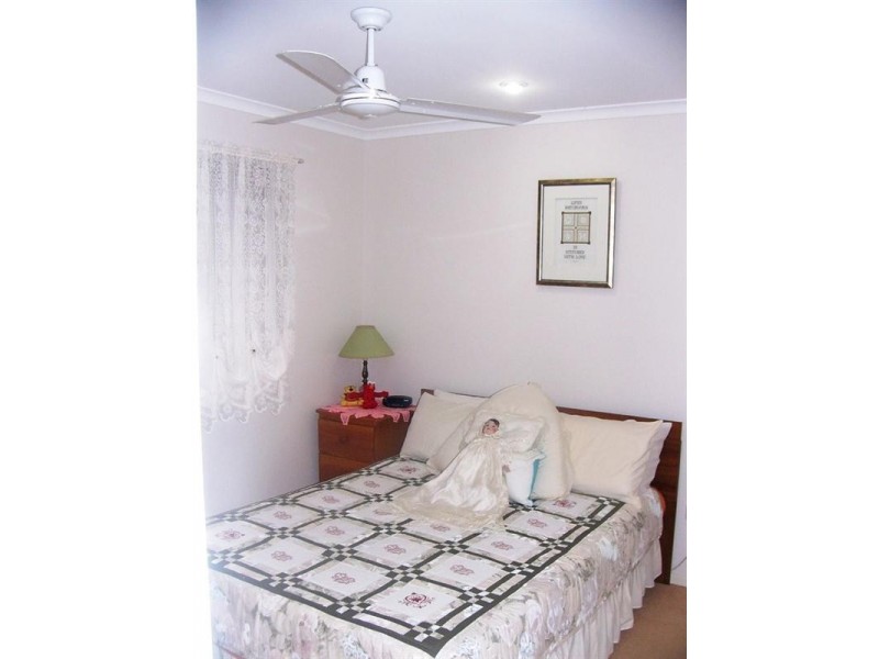 25 Acacia Street, Moore Park Beach QLD 4670