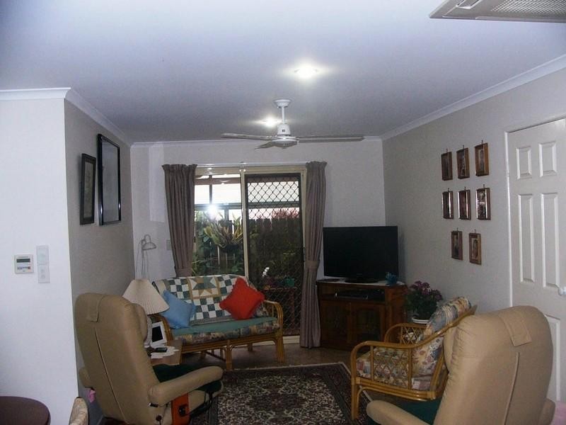 25 Acacia Street, Moore Park Beach QLD 4670