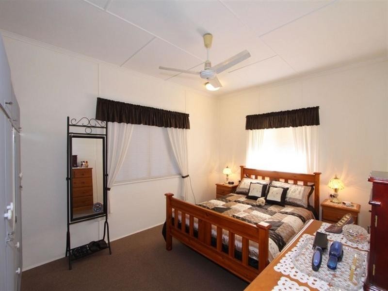 39 Dunn Road, Avenell Heights QLD 4670