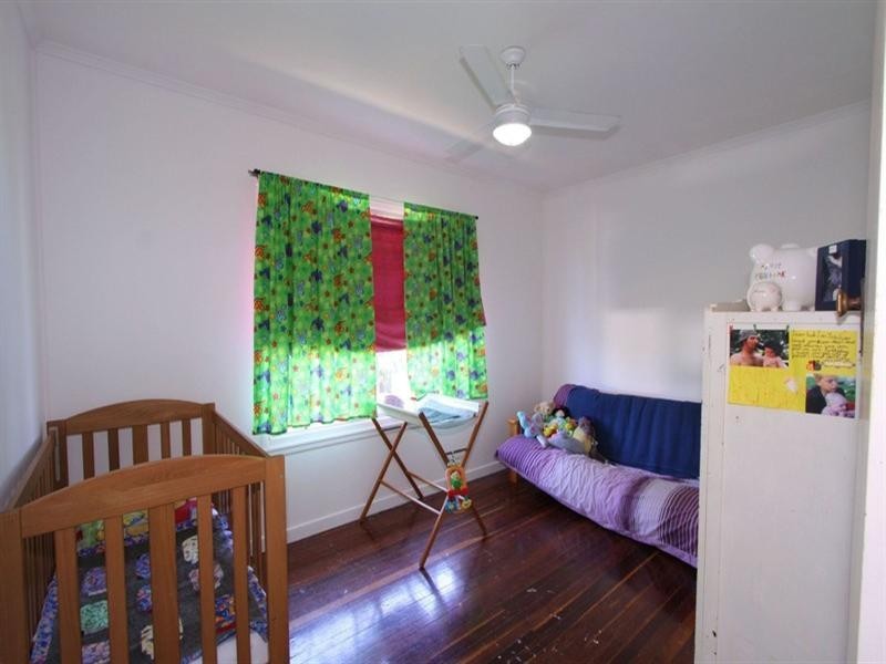 10 Eriksen Street, Svensson Heights QLD 4670