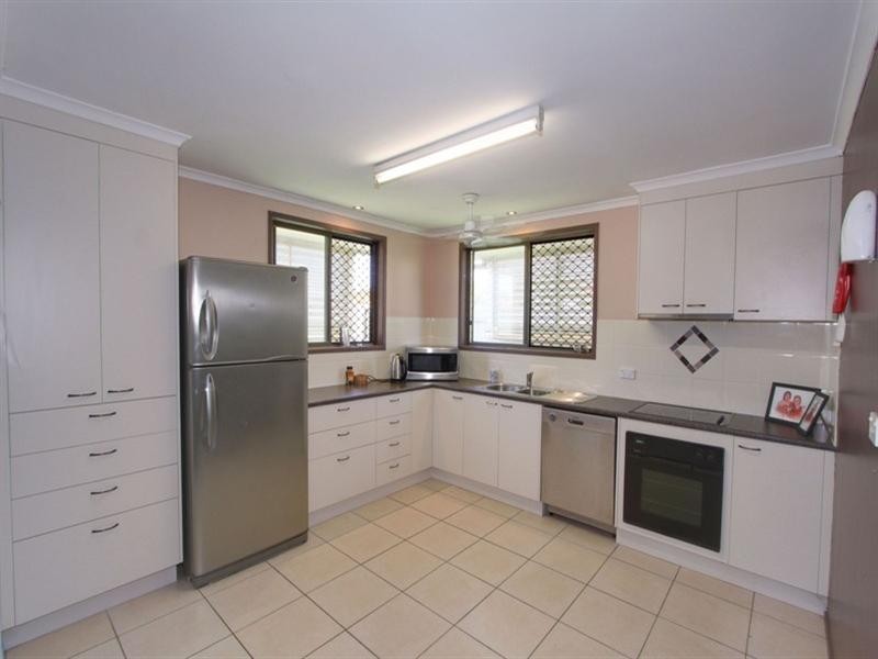 92 Sims Road, Walkervale QLD 4670