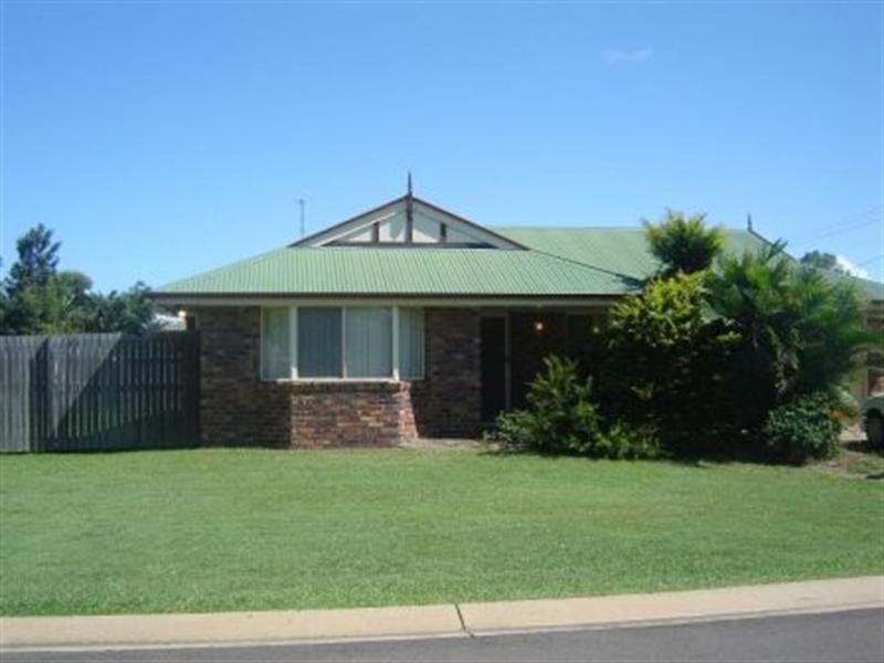 2 Hofer Court, Bundaberg East QLD 4670