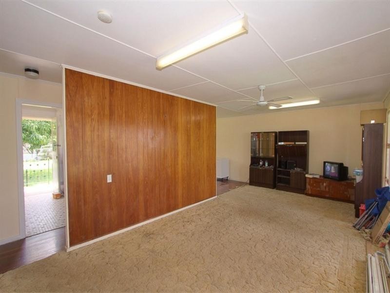 6 Brasch Street, Kepnock QLD 4670