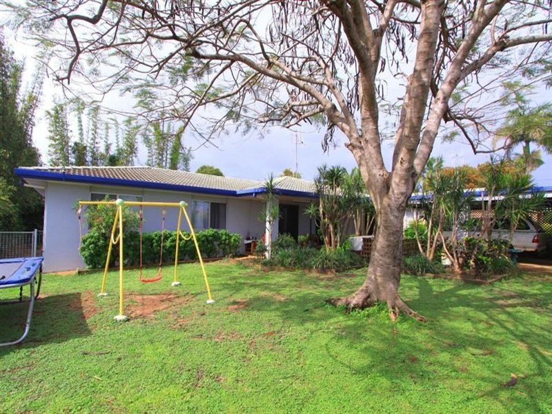 1 Barellan Parade, Bundaberg East QLD 4670