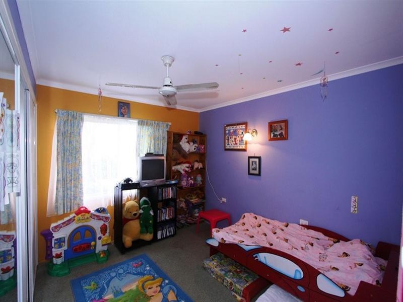 1 Barellan Parade, Bundaberg East QLD 4670