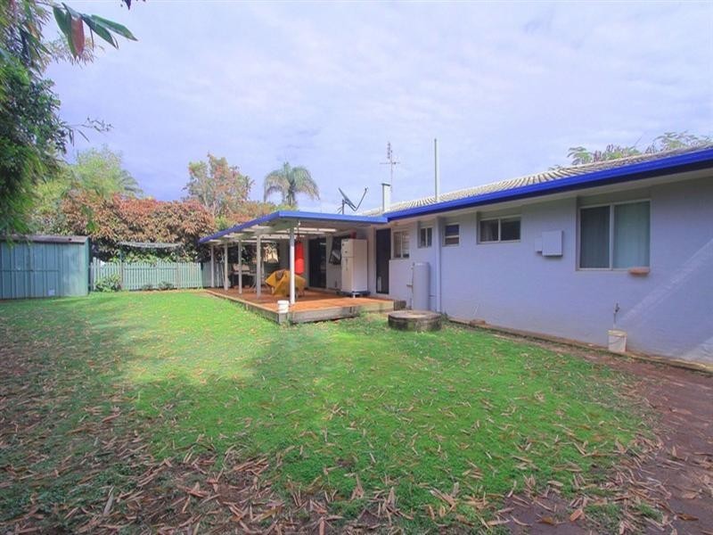 1 Barellan Parade, Bundaberg East QLD 4670
