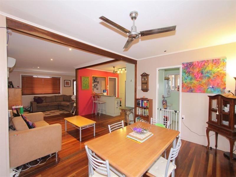 14 Wilson Street, Kepnock QLD 4670