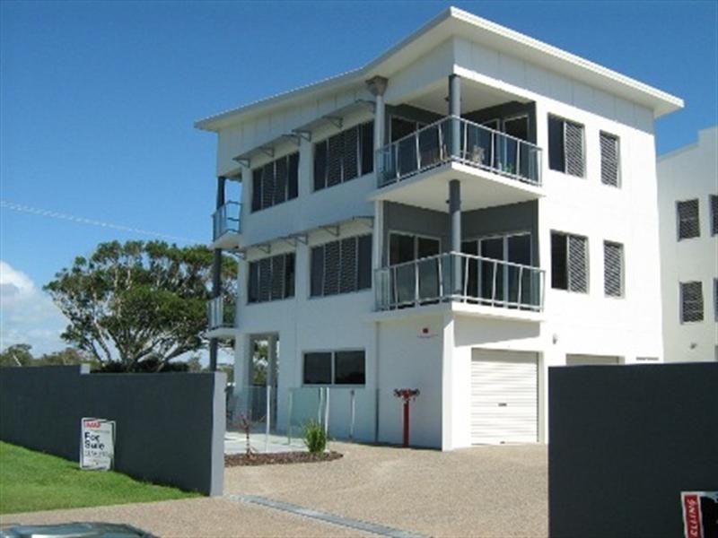 7/6 McDougall Street, Bargara QLD 4670