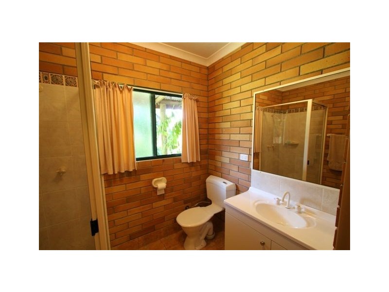 32 Pleasant Drive, Sharon QLD 4670