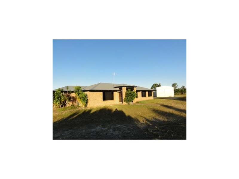 4 Slalom Crescent, Branyan QLD 4670