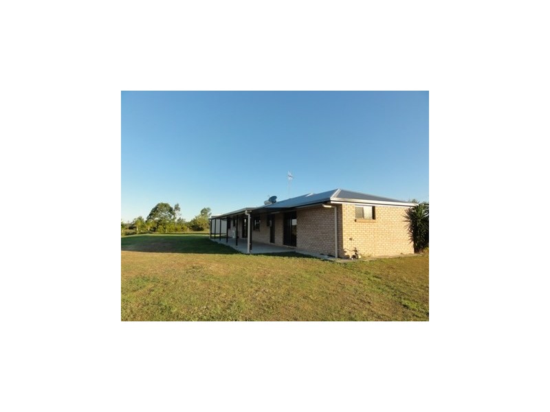 4 Slalom Crescent, Branyan QLD 4670