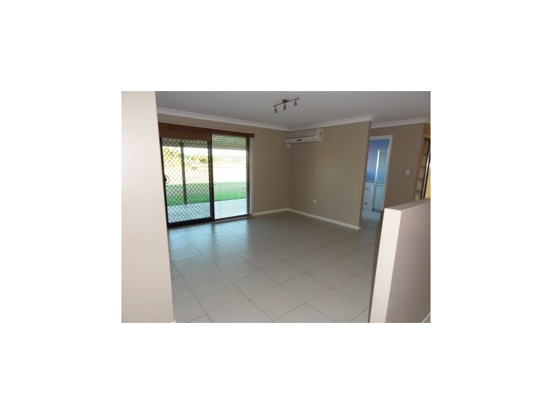 4 Slalom Crescent, Branyan QLD 4670