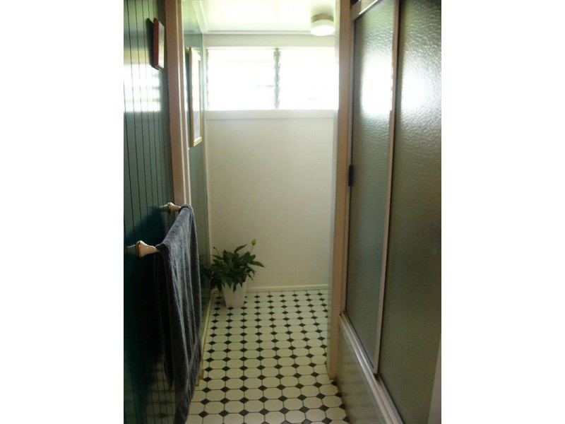 101 Lamb Street, Walkervale QLD 4670